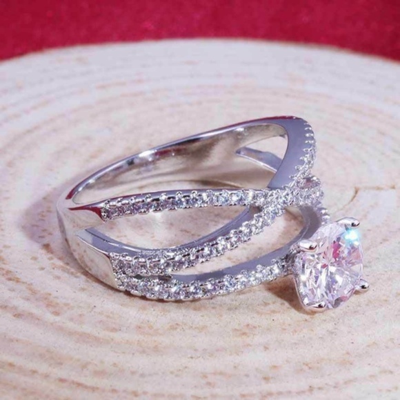 New Stamped 925 Silver White Sapphire Ring - Picture 4 of 5